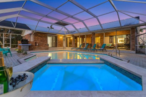 Pool, Canal Views, Sleeps 10-Villa Surfside Breeze- Roelens Vacations